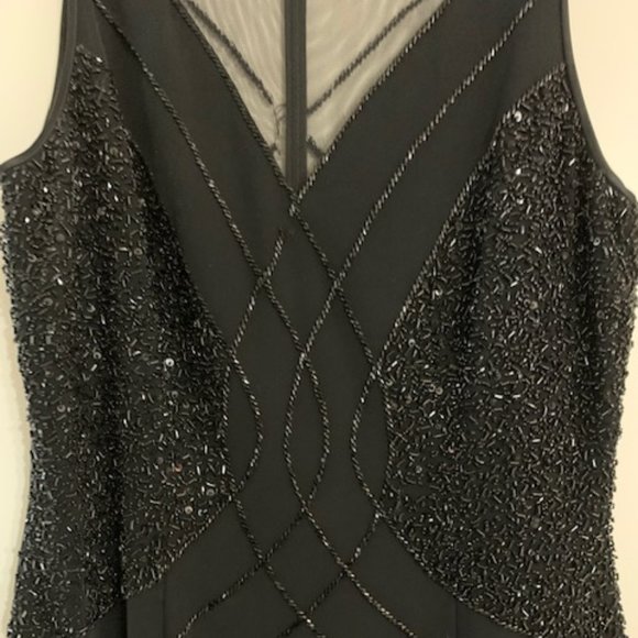 Black Formal Gown - Picture 5 of 11